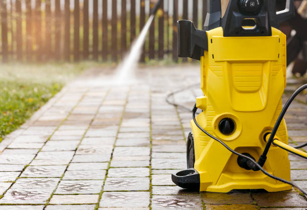 Best Dumpster Area Cleaning  in Sutton, NE